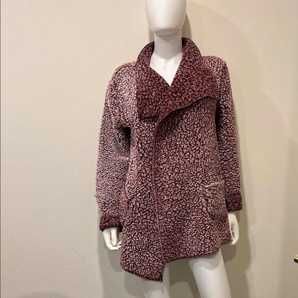 Secret Treasures Purple Teddy Jacket Soft and Cozy. Size Large.